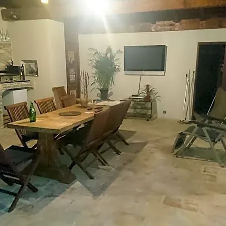 Au Coeur De La Petite Camargue 3*